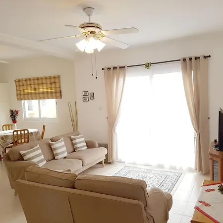 Apartment Sirena Sunrise,128 Paphos